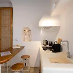 Mykonos House Aurora , Apartament